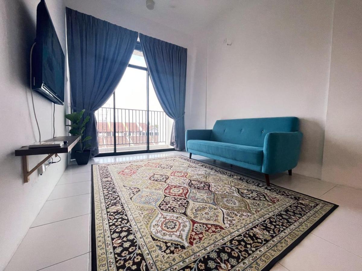 2-10 Imperio Professional Apartment